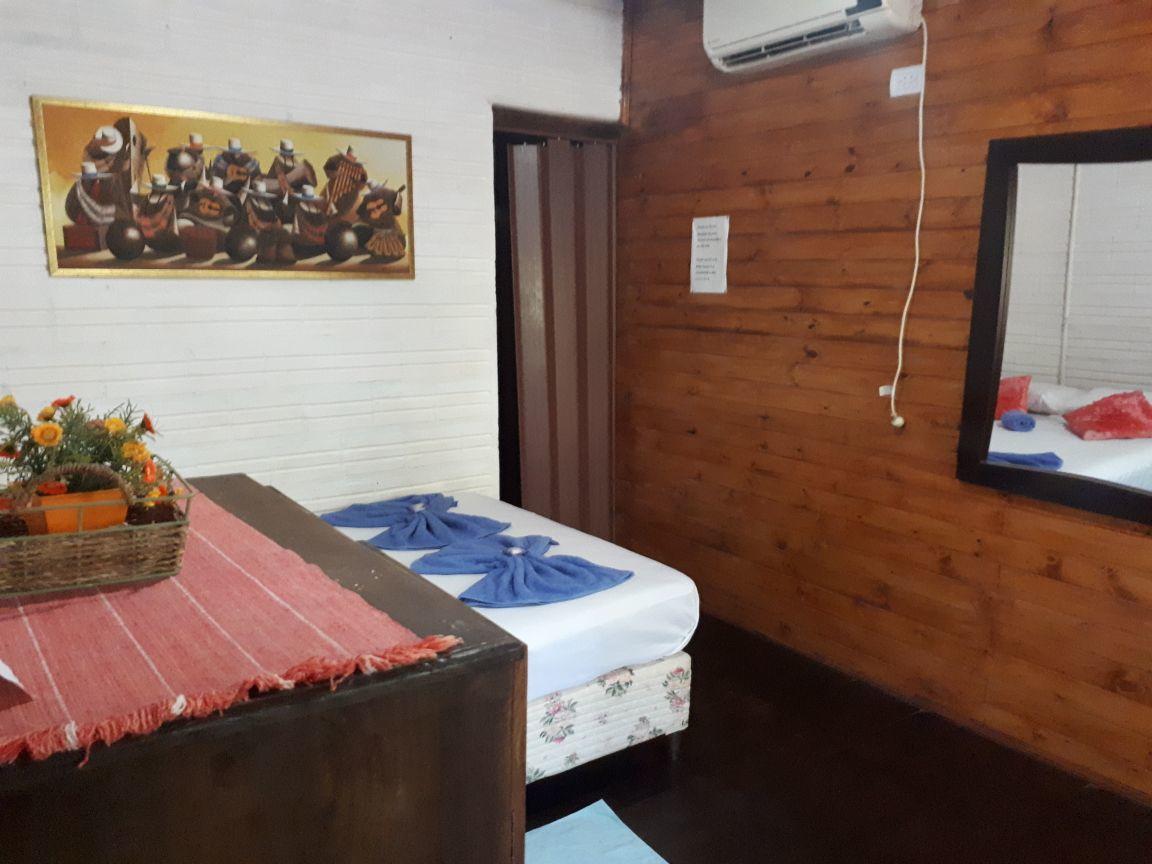 Garden Stone Hostel Puerto Iguazu Exterior photo
